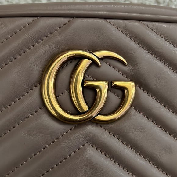 Gucci Marmont Small Shoulder Bag - Picture 2 of 7